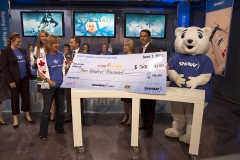 Shaw-Cheque-Presentation---Julie-Shaw-and-Jane-Roos